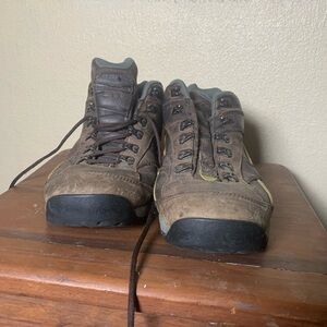 New Balance 1200GT Waterproof Leather Hiking Boots Men’s 9 4E X-Wide ABZORB